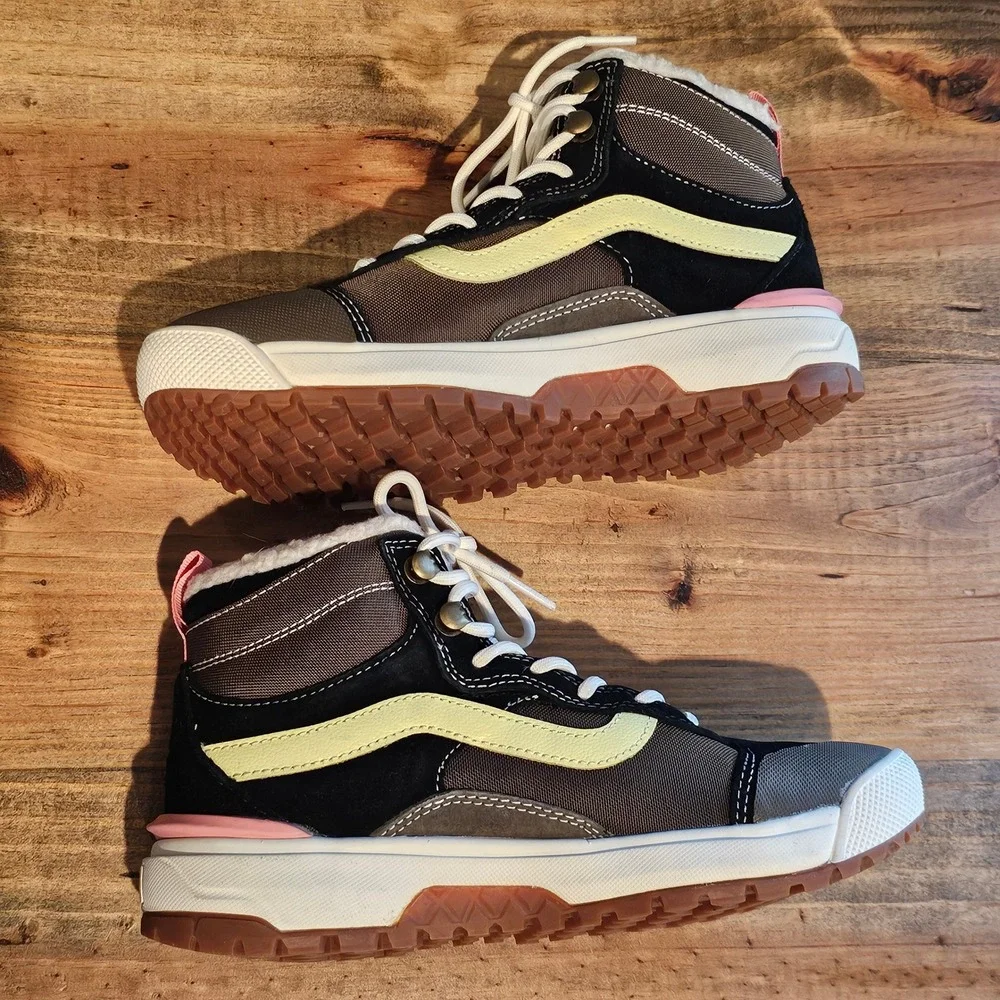 Vans Youth UltraRange EXO Hi MTE-1 Sneaker Boot Black Brown Pink Sherpa Lined 5 - Picture 8 of 10